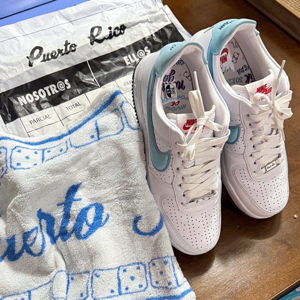 PR Day/Air Force 1 Low (MENS SZ 8.5)